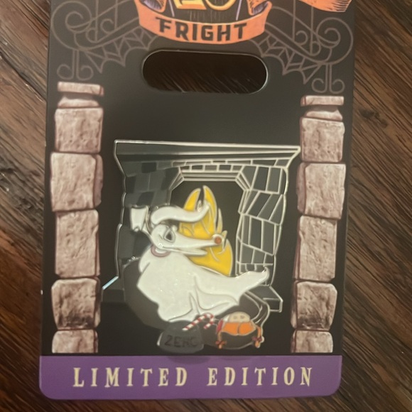 Nightmare Before Christmas Limited Edition Zero Pin - Picture 3 of 3